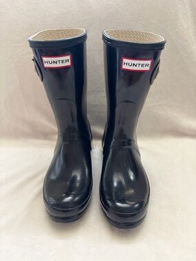 Hunter Glossy Black Mid-Calf Rain Boots
